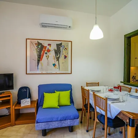 Campoverde فرنولي